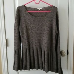 Easel gray sweater